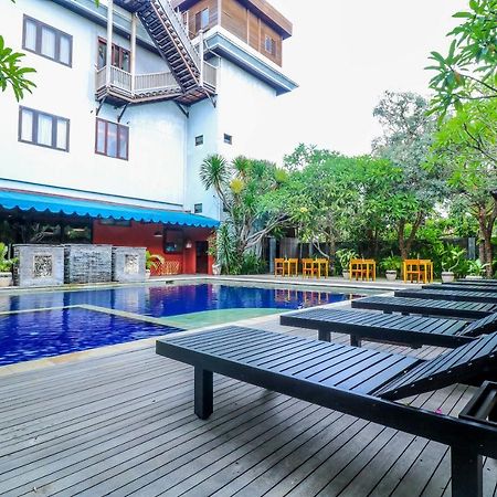 Capital O 2114 Grand Jimbaran Boutique Hotel מראה חיצוני תמונה