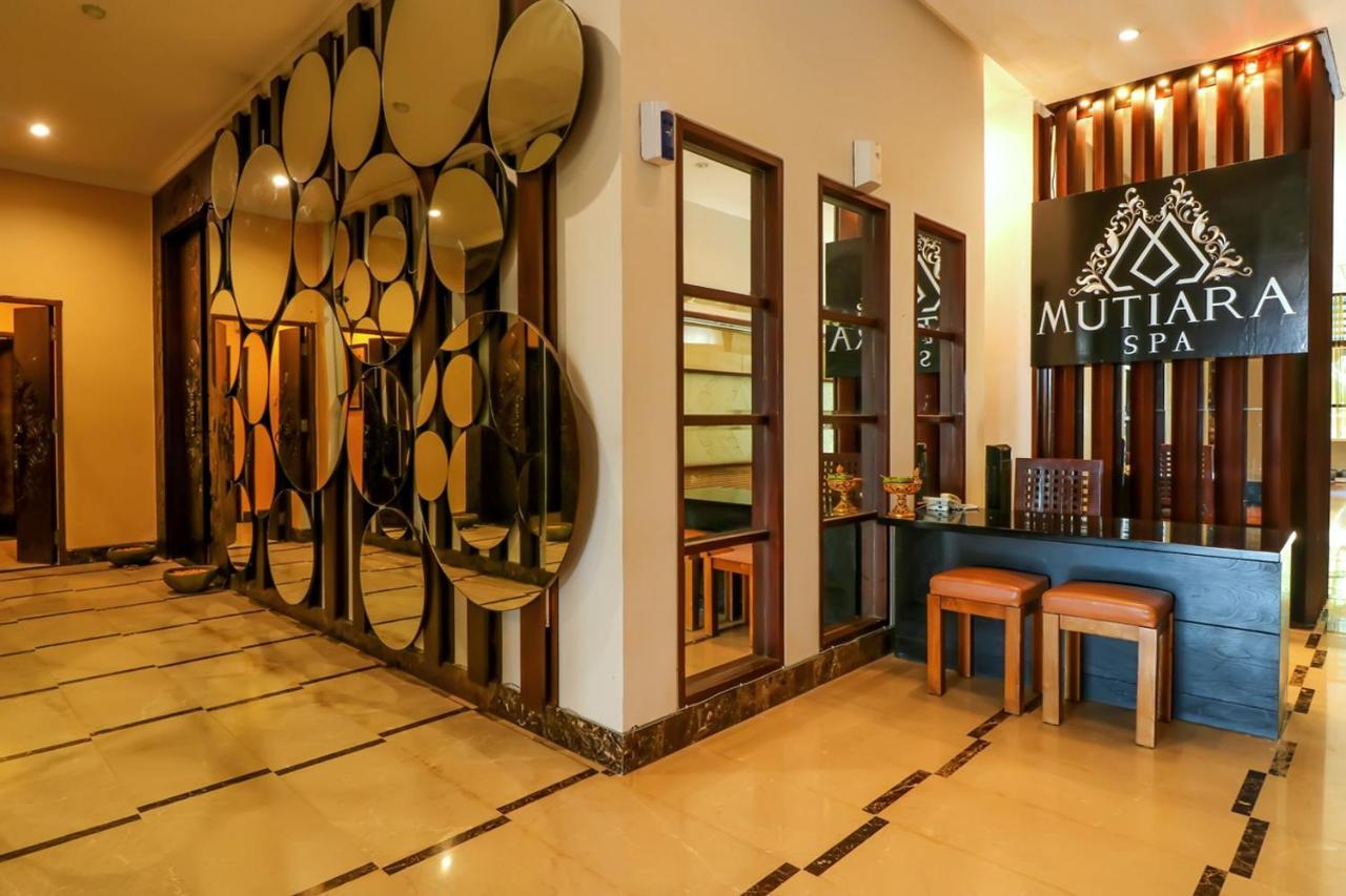 Capital O 2114 Grand Jimbaran Boutique Hotel מראה חיצוני תמונה