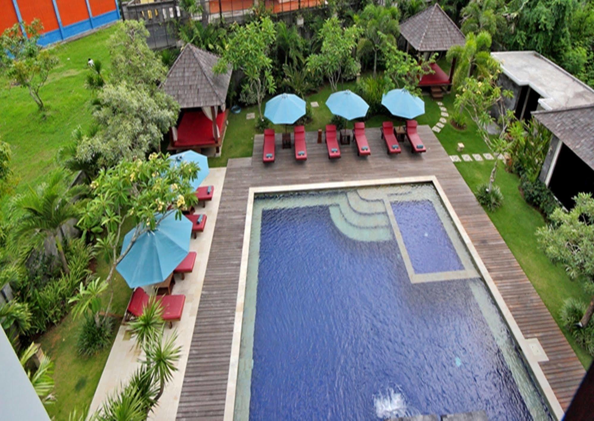 Capital O 2114 Grand Jimbaran Boutique Hotel מראה חיצוני תמונה